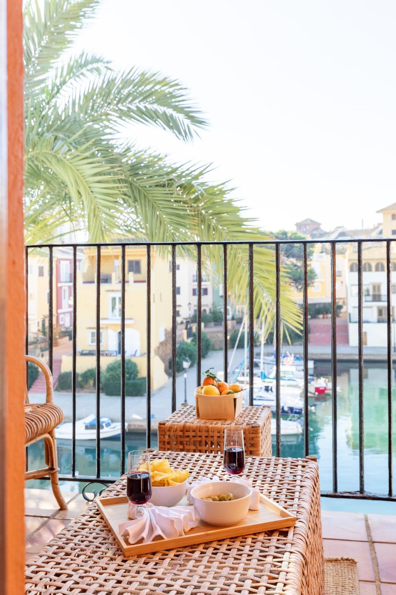 Travel Habitat Casa Con Embarcadero. Holiday home